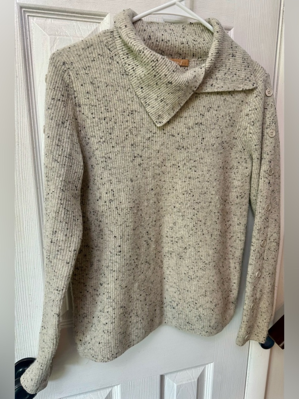 Kier + J Cream Flecked Lightweight Ribbed Cashmere Sweater